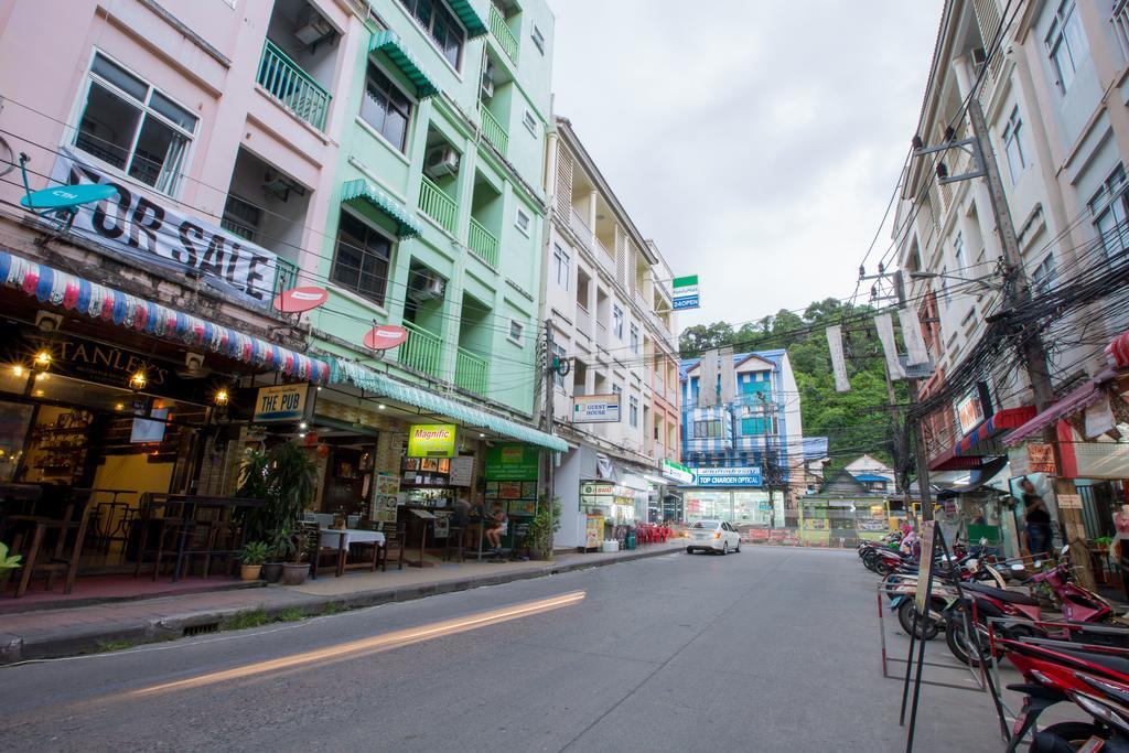 Magnific Patong Hotel Exterior foto