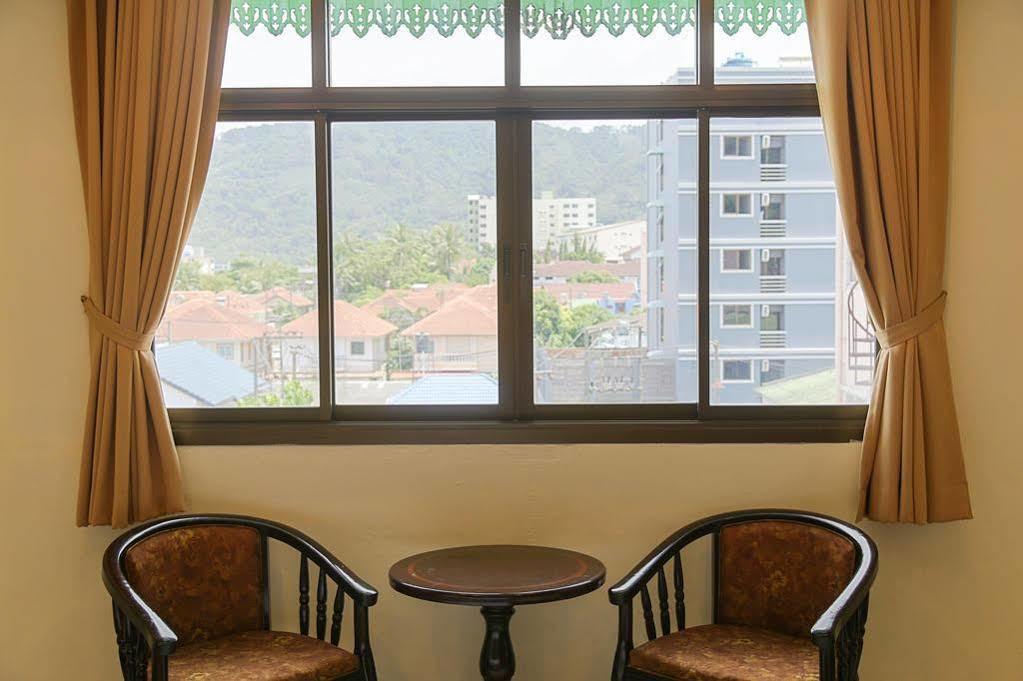 Magnific Patong Hotel Exterior foto